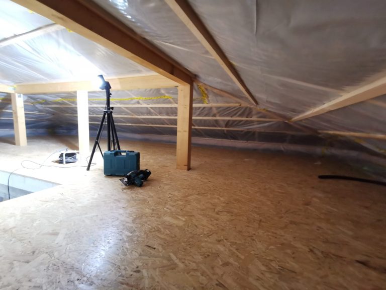 Sanierung und Innenausbau von Wohnungen – 12