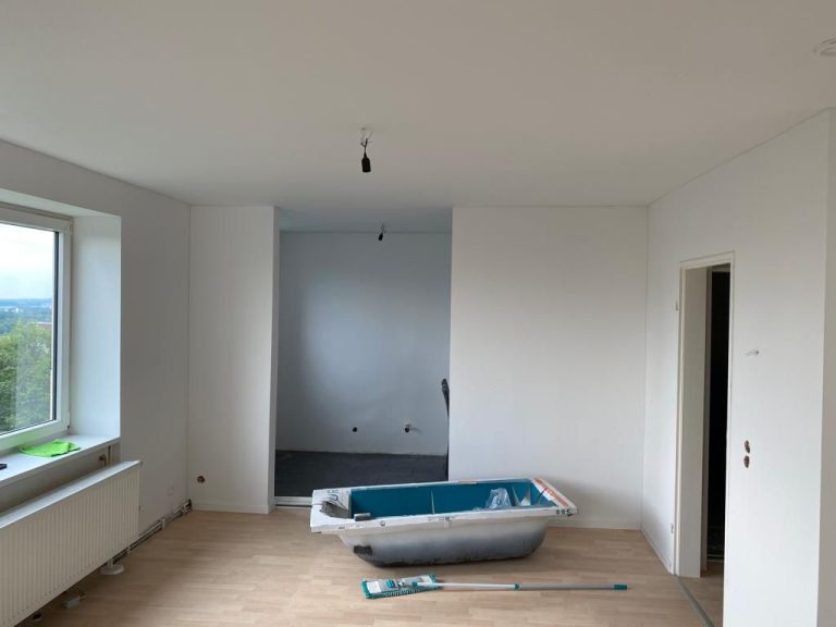Sanierung und Innenausbau von Wohnungen – 45
