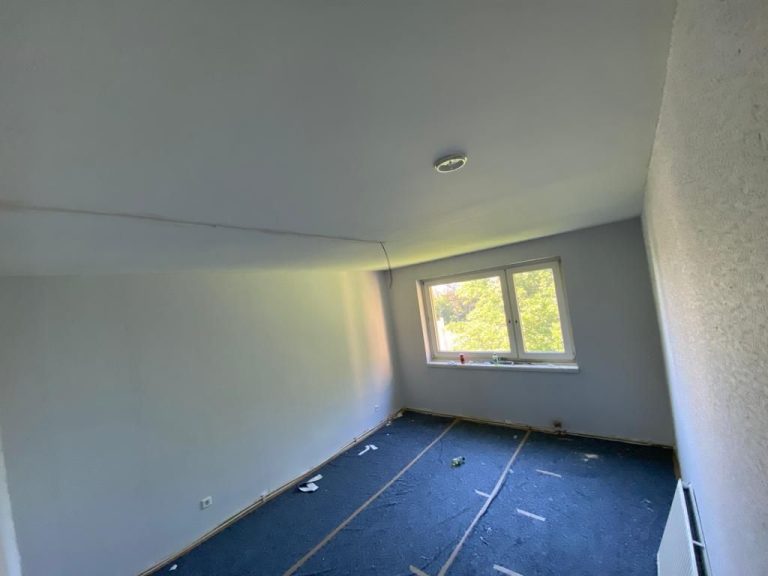 Sanierung und Innenausbau von Wohnungen – 37