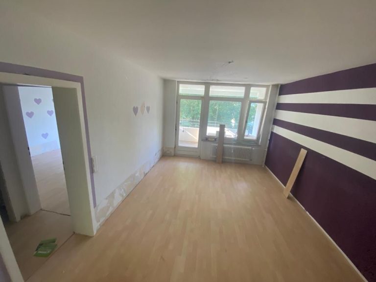 Sanierung und Innenausbau von Wohnungen – 36