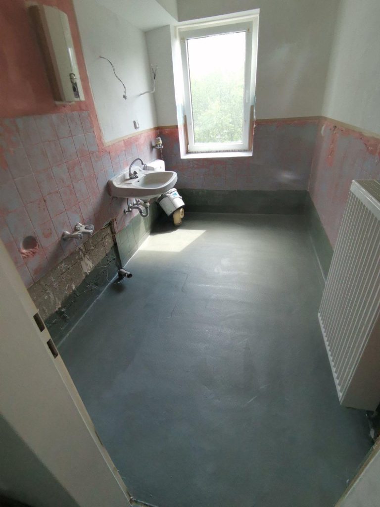 Sanierung und Innenausbau von Wohnungen – 28