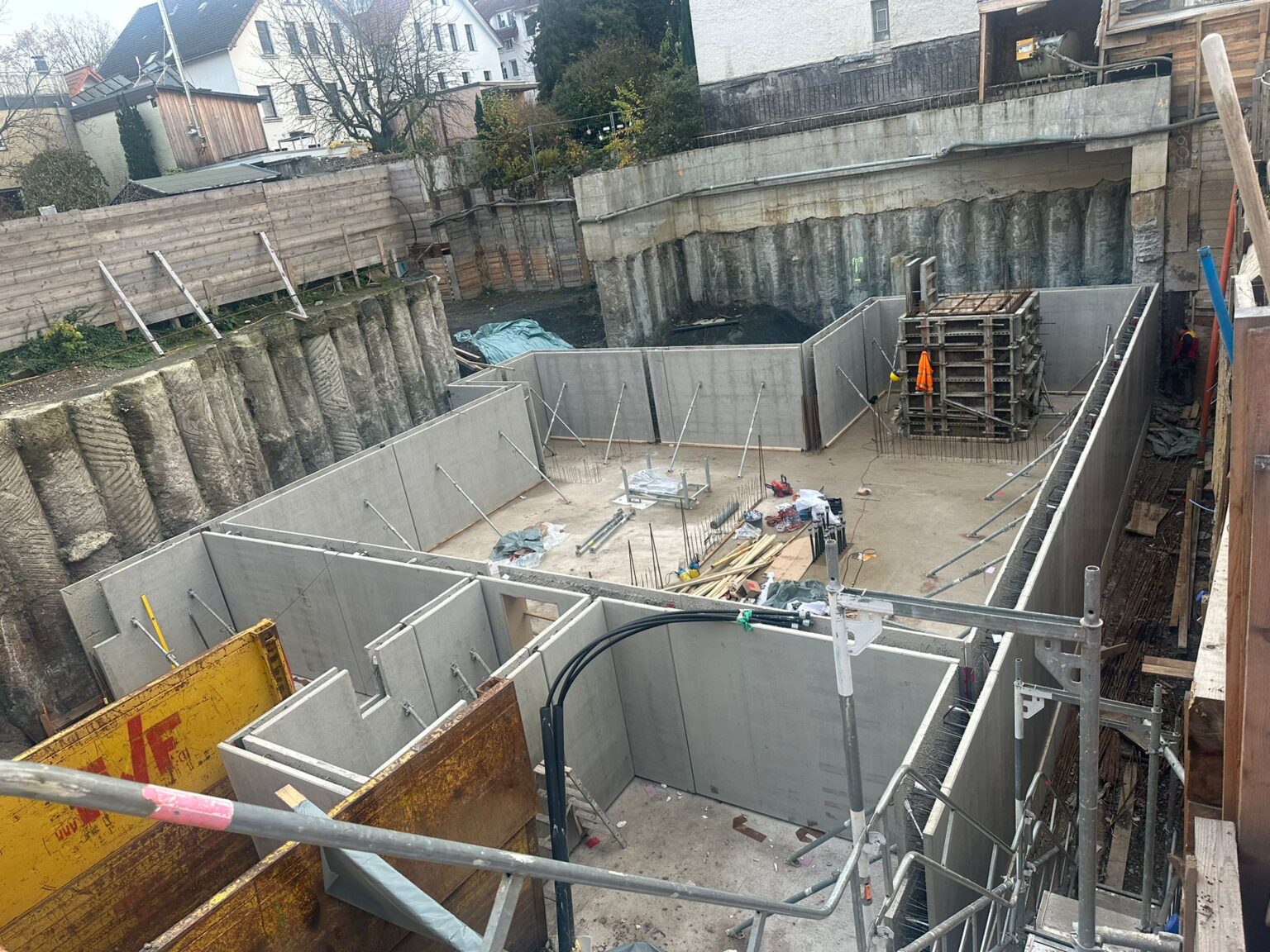 94ebb59b-85de-406c-9181-5db8f7e79a74